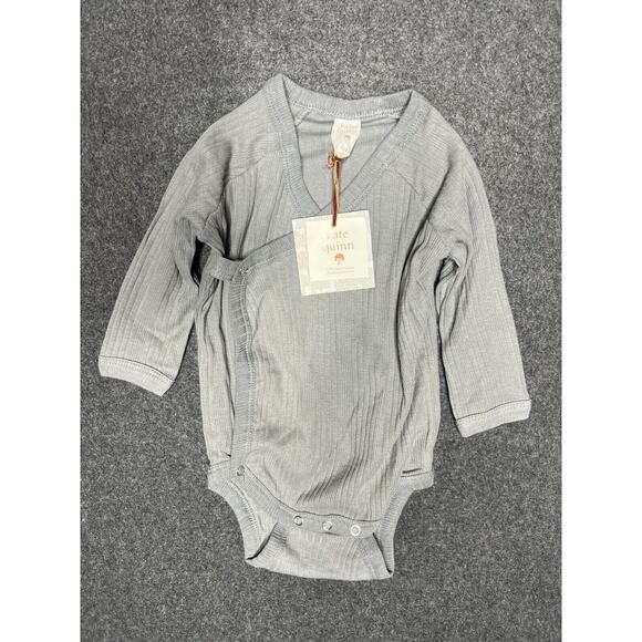Kate Quinn The Woods Gray Ribbed One Piece Suit Baby Toddler Size 12-18 Mo NWT - Picture 2 of 7